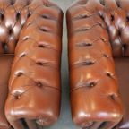 Leuke Set Van 2 Bruine Rundleren Chesterfield Fauteuils Met Een Geweldige Uitstraling thumbnail 9