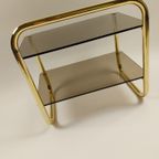 Vintage Bijzettafel Met Gouden Frame En Rookglas, Jaren 70 thumbnail 3