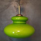Vintage (diep)groene Space Age / Mid Century Hanglamp Met Kap Van Opaline Glas thumbnail 2