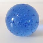 Vintage Presse Papier Paper Weight Blauwe Glazen Bol thumbnail 5