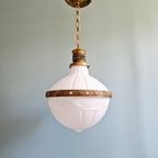 Grote Art Deco-Hanglamp In Witte Opaline En Messing, 1920 thumbnail 8