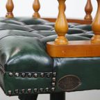 Groene Klassieke En Tijdloze Chesterfield Bureaustoel Gemaakt Van Rundleer Op Wieltjes thumbnail 12