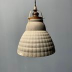 Oude Kwik Glazen Hanglamp Met Messing Armatuur thumbnail 13