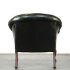 Donkergroene In Goede Staat Verkerende Rundleren Engelse Chesterfield Fauteuil thumbnail 5