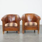 Set Van 2 Cognac-Kleurige, Karaktervolle Vintage Schapenleren Clubfauteuils thumbnail 2