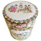 Vintage Chinese Handgeschilderde Theebus Porselein Pastel 1960’s thumbnail 3