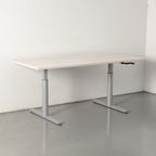 Gispen Tm Bureau, Gekalkt Eiken Blad, 170X80 Cm, Hoogte Instelbaar Onderstel D.M.V. Handslinger thumbnail 2