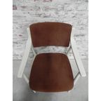 3 Vintage Stoelen Met Armleuningen En Ribfluwelen Bekleding thumbnail 7