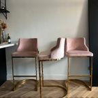 3 Barstoelen Roze Velvet/Gouden Voet thumbnail 3