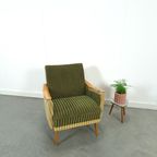 Groen Fluweel Stoffen Fauteuil Met Houten Leuningen thumbnail 15