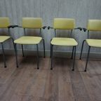 Set Van 4 Stoelen Friso Kramer Voor Ahrend De Cirkel thumbnail 5