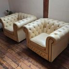 Set Van 2 Leren Fauteuils Chesterfield Stijl thumbnail 13