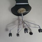 Vintage Draaistoel Model 3117 Van Arne Jacobsen Voor Fritz Hansen thumbnail 6