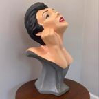 Groot Borstbeeld - Jaren ‘70 Vrouw thumbnail 2