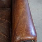Klassieke En Comfortabele Generfde Cognac Kleurige Rundleren Chesterfield Fauteuil/ Armchair thumbnail 3