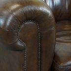 Grote, Correct Afgewerkte Vintage Donkere Gladde Rundleren Engelse Stijl Chesterfield Fauteuil thumbnail 6