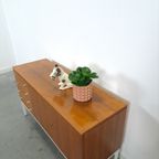 Fineer Dressoir Uit Zweden Met Wit Stalen Poten thumbnail 9