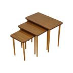 Set Van 3 Nesttafels Formica Walnoot Beuk Conisch Vintage Design Jaren 50 thumbnail 2