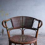 Chair thumbnail 4