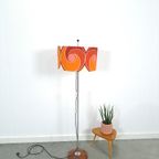 Jaren 70 Vloerlamp Met Gekleurde Kap En Fineer Voet thumbnail 7