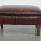 Stoere Vintage Hocker Gemaakt Van Schapenleer thumbnail 7