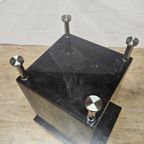 Grote Vintage Vierkante Glazen Tafel Zwart Marmeren Voet / Vintage Square Glass Table Marble Base thumbnail 19