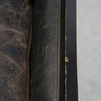 Unieke En Karaktervolle, Strakke Zwarte Art Deco Design Rundleren En Houten Armchair thumbnail 9