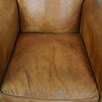 Set Van 2 Grote, Comfortabele En Stijlvolle Vintage Schapenleren Fauteuils Met Mooie Vormen thumbnail 6