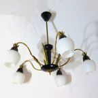 Vintage Kroonluchter In Messing En Opaline Glas, 1960s thumbnail 5
