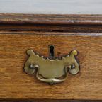 Prachtige Antieke Engelse Eikenhouten Ladekast Uit De 18e Eeuw Met Originele Details thumbnail 9