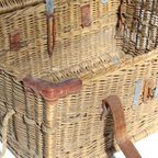 Wwii - French - Emergency / Medical Dropping Container Made From Wicker With Leather Straps thumbnail 7