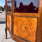 Antieke Franse Louis Xv-stijl Vitrinekast thumbnail 9