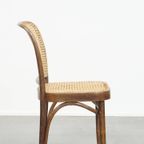 Tijdloos En Charmant Bistro Stoeltje In De Stijl Van Thonet Met Uniek Houten Frame thumbnail 4
