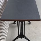 Gietijzeren Grote Terrastafel Met Formica Tafelblad. thumbnail 9