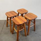 Set Van 4 Vintage Grenen Krukken, Scandinavisch Design, 1970'S thumbnail 4