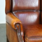 Prachtige En Comfortabele Schapenleren Oorfauteuil Met Een Geweldig Patina thumbnail 11