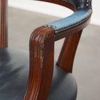 Geweldige Set Bestaande Uit Een Schrijftafel En Een Blauwe Rundleren Chesterfield Bureaustoel In thumbnail 23