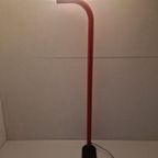 Italiaanse Vintage Design Vloerlamp Tube Rood Metaal Tubular thumbnail 2