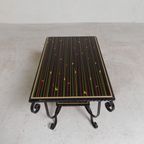 Vintage Salontafel Met 2 Glazen Bladen Met 50s Print thumbnail 9