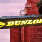 Toffe Dunlop Banden Lichtbak, Lichtreclame. thumbnail 5