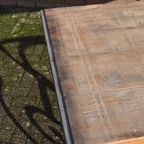Brutalist Eettafel, Industrieel Steenschotten Blad En Metalen Onderstel thumbnail 6
