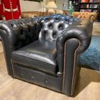 Engelse Salvale Chesterfield Clubfauteuil Zwart Leder thumbnail 3