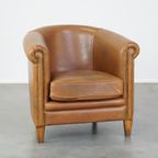 Comfortabele Schapenleren Clubfauteuil In Een Neutrale Cognac Kleur En In Goede Staat thumbnail 2