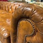 Stoere Industriële Vintage Chesterfield 3,5 Zits Bank In Vintage Cognac Leer 240 Cm thumbnail 7