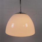 Oude Schoollamp Met Grote Glazen Bol In Opaalglas, Jaren 30 thumbnail 14