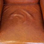 Sierlijke, Gladde En Comfortabele Rundleren Engelse Chesterfield Oorfauteuil In Een Mooie Klassie thumbnail 7