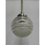 Art Deco Hanglamp Met Glazen Bol En Messing Armatuur thumbnail 4