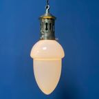 Opaline Glazen Hanglamp Met Sierlijk Messing Armatuur thumbnail 9