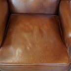 Luxe, Statige, Oorfauteuil Gemaakt Van Rundleer In Een Prachtige Warme Cognac Kleur thumbnail 7