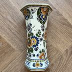Vaas, Polychroom Met Bloem-Decoratie Van Delft. thumbnail 12